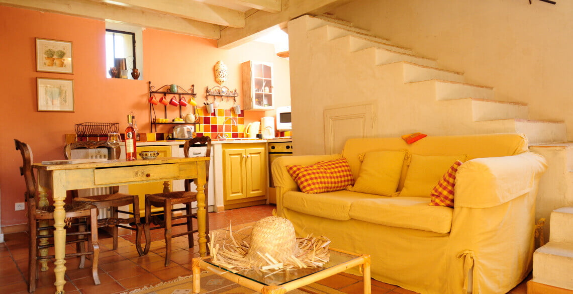Le cerisier &bull; gite cerisier salon 2