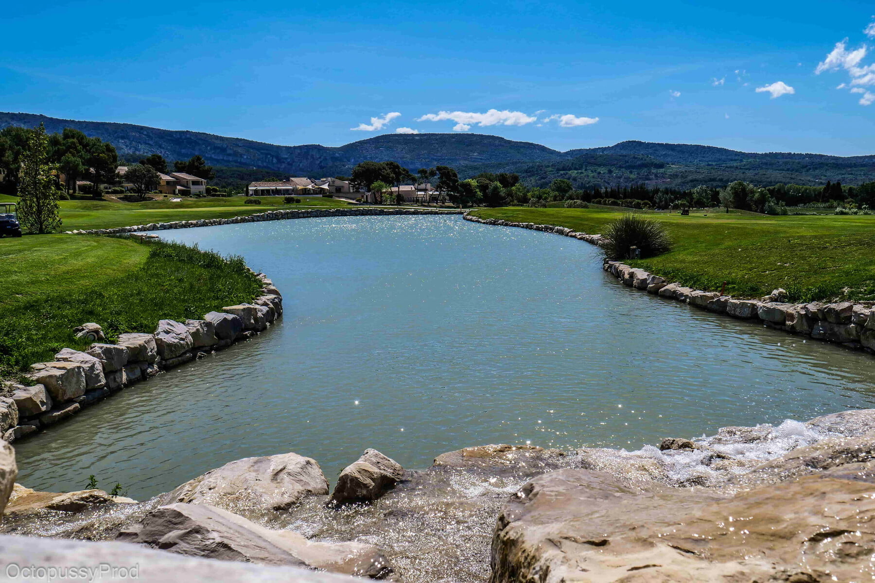 Parcours de golf &bull; golf cascade lac scaled