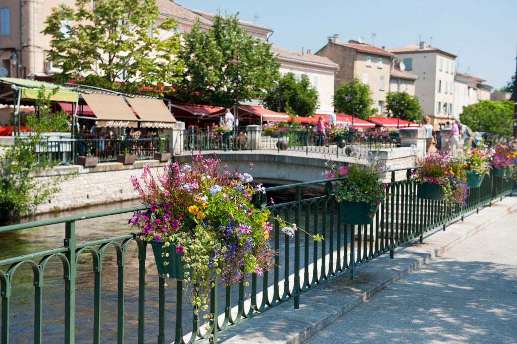 L'Isle-sur-la-Sorgue &bull; isle sur la sorge