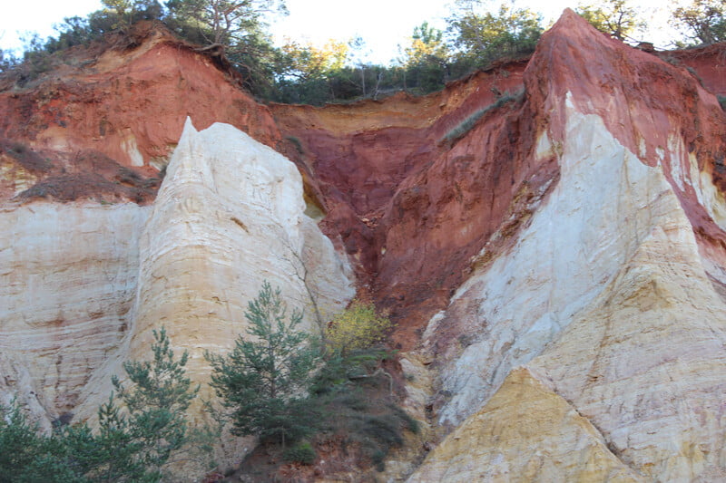 Colorado provençal et Ocres de Roussillon &bull; ocres 2