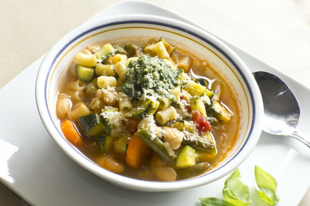 Les idées de recettes typiques du Luberon &bull; soupe pistou